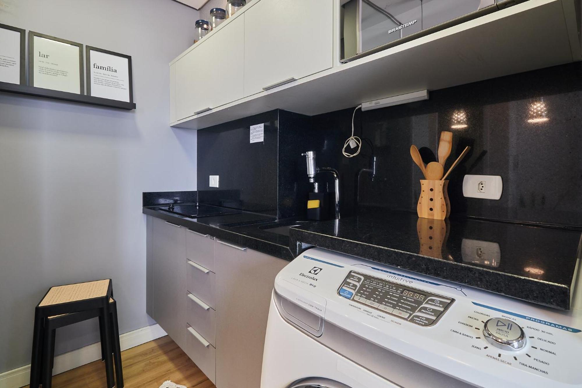 Estudio Aconchegante No Centro De Curitiba - Ar Condicio E Localizacao Perfeita! Εξωτερικό φωτογραφία