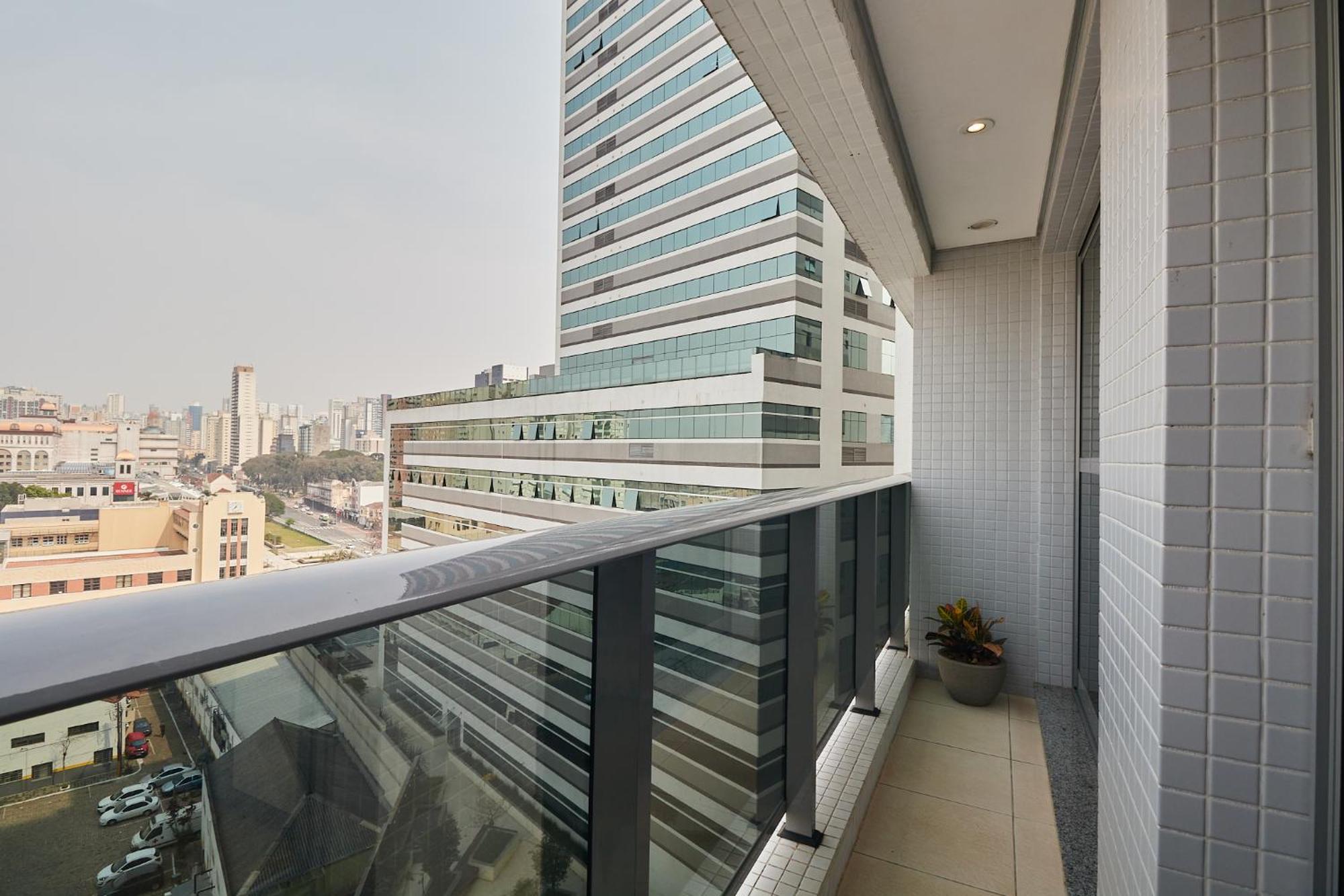 Estudio Aconchegante No Centro De Curitiba - Ar Condicio E Localizacao Perfeita! Εξωτερικό φωτογραφία
