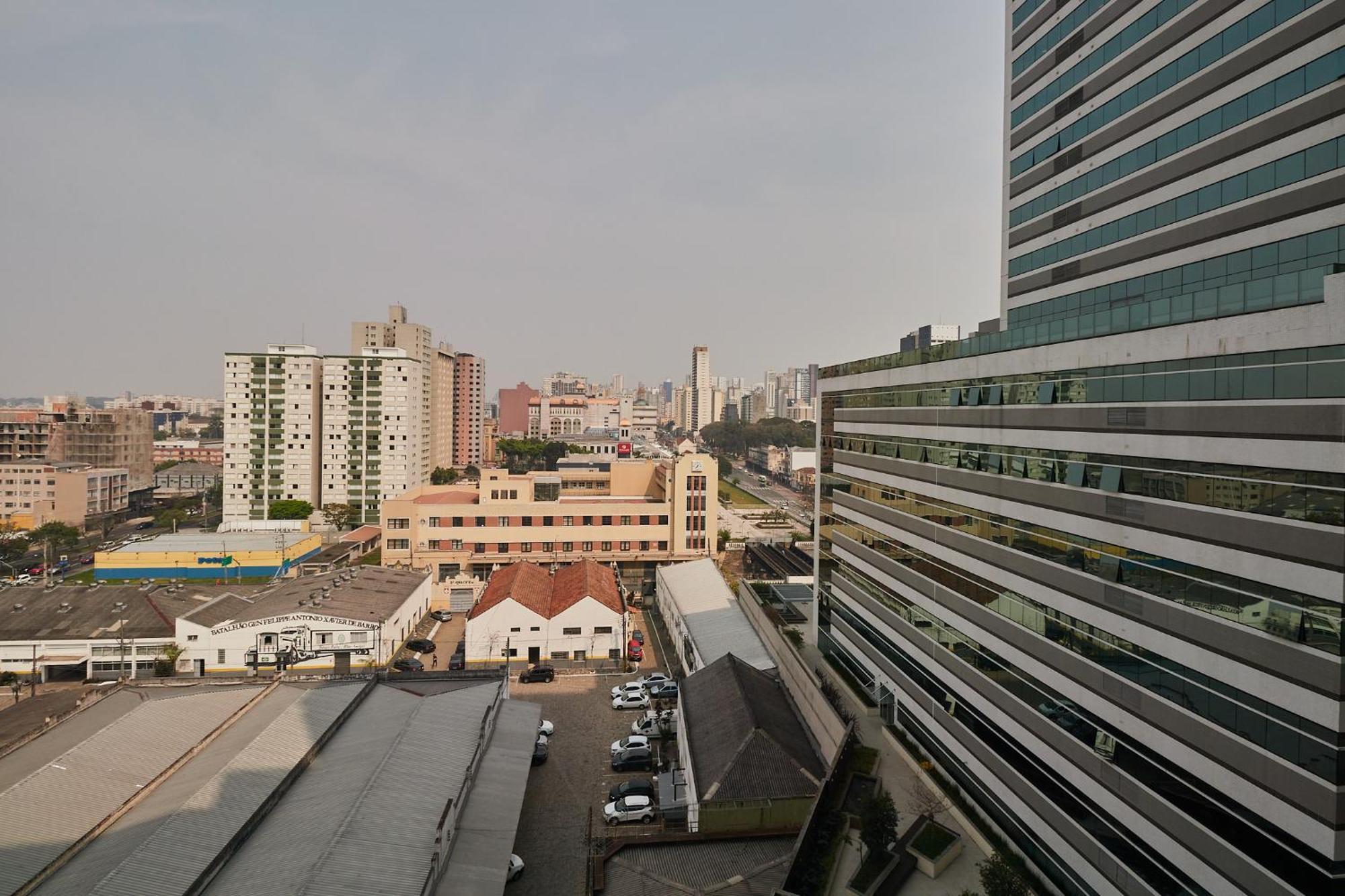 Estudio Aconchegante No Centro De Curitiba - Ar Condicio E Localizacao Perfeita! Εξωτερικό φωτογραφία